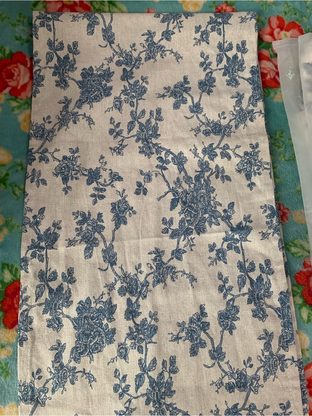 6 French Toile Look Blue & Ecru Table Runners Extra Long 104 x 12 - Picture 4 of 6
